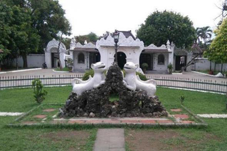 Keraton Kasepuhan Cirebon